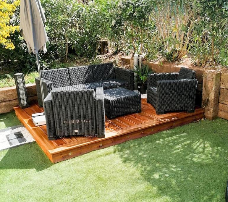 APPARTEMENT avec JARDIN, PISCINE, PLAGE, TENNIS Fréjus Exterior foto