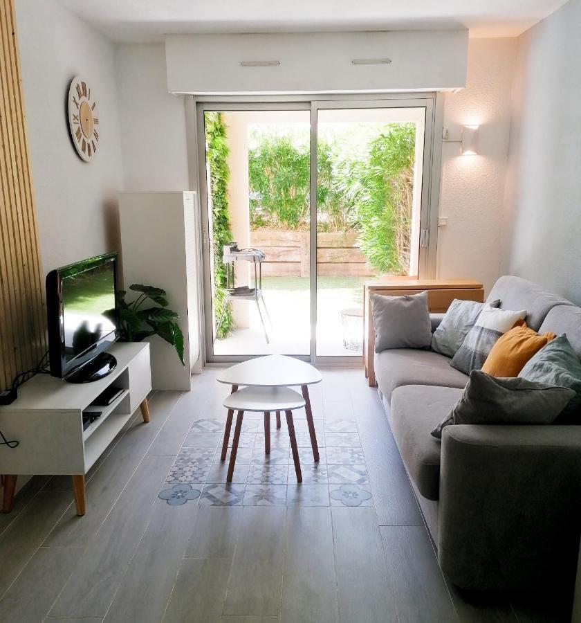 APPARTEMENT avec JARDIN, PISCINE, PLAGE, TENNIS Fréjus Exterior foto